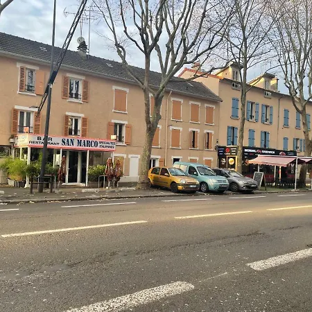 Studio Proche De Paris, Versailles Et La Defense Chaville Exterior foto